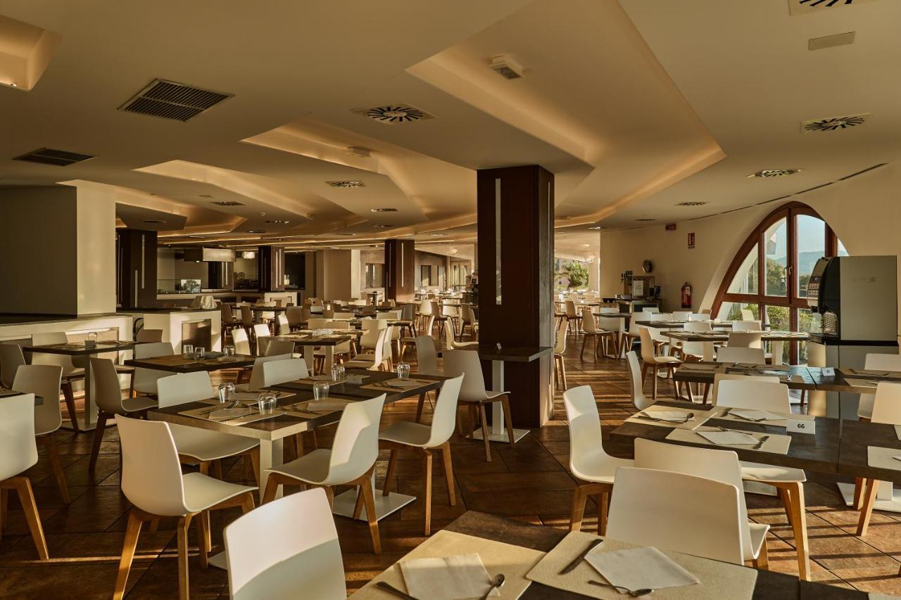 Отель Club Esse Roccaruja Стинтино Экстерьер фото